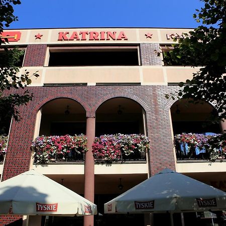 Katrina Aparthotel Ostrzeszow Exterior photo